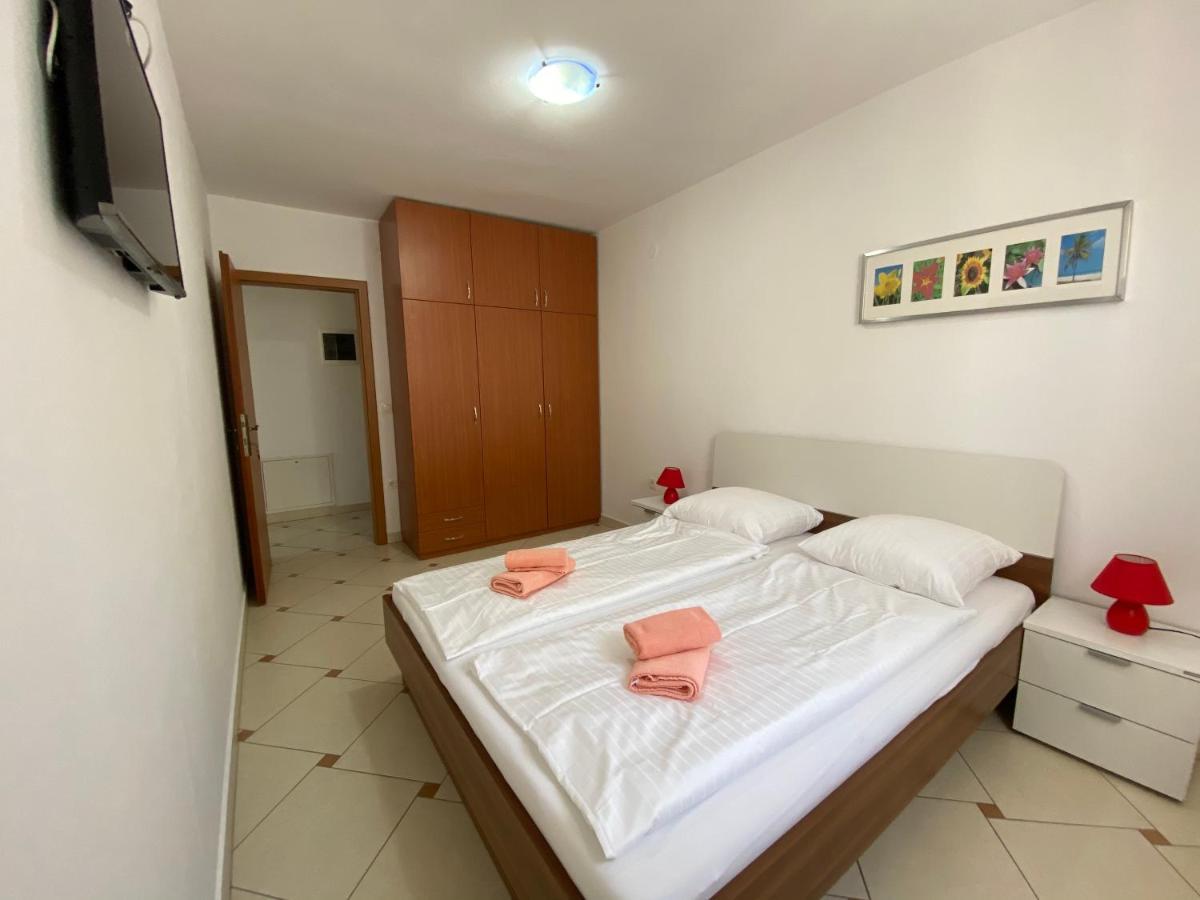 Apartments Mrkonja Матулі Екстер'єр фото