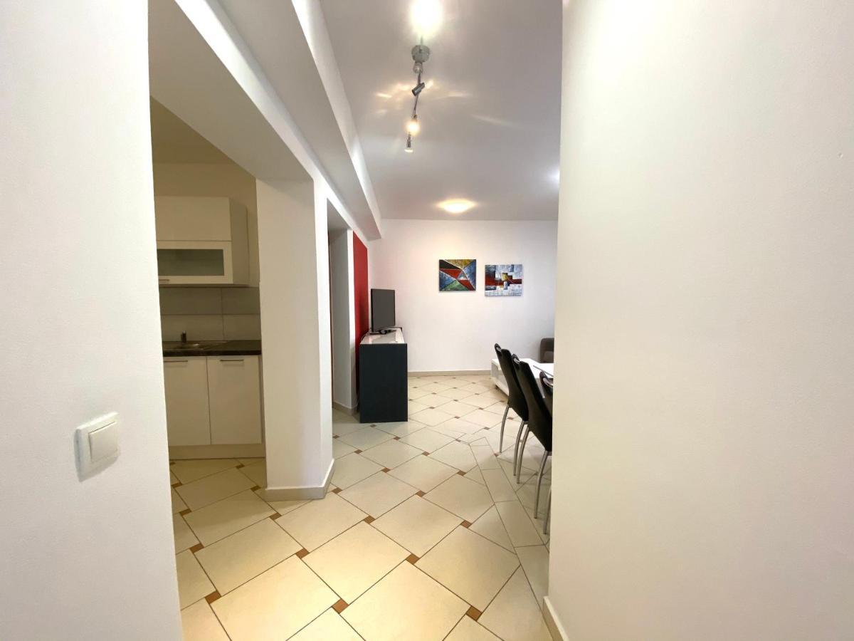 Apartments Mrkonja Матулі Екстер'єр фото