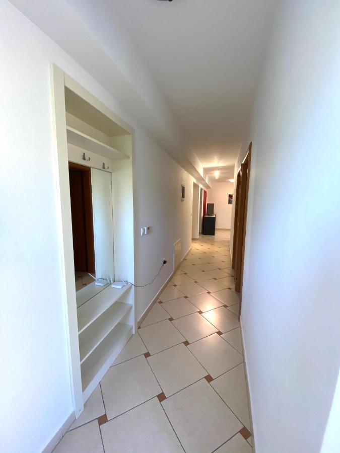 Apartments Mrkonja Матулі Екстер'єр фото