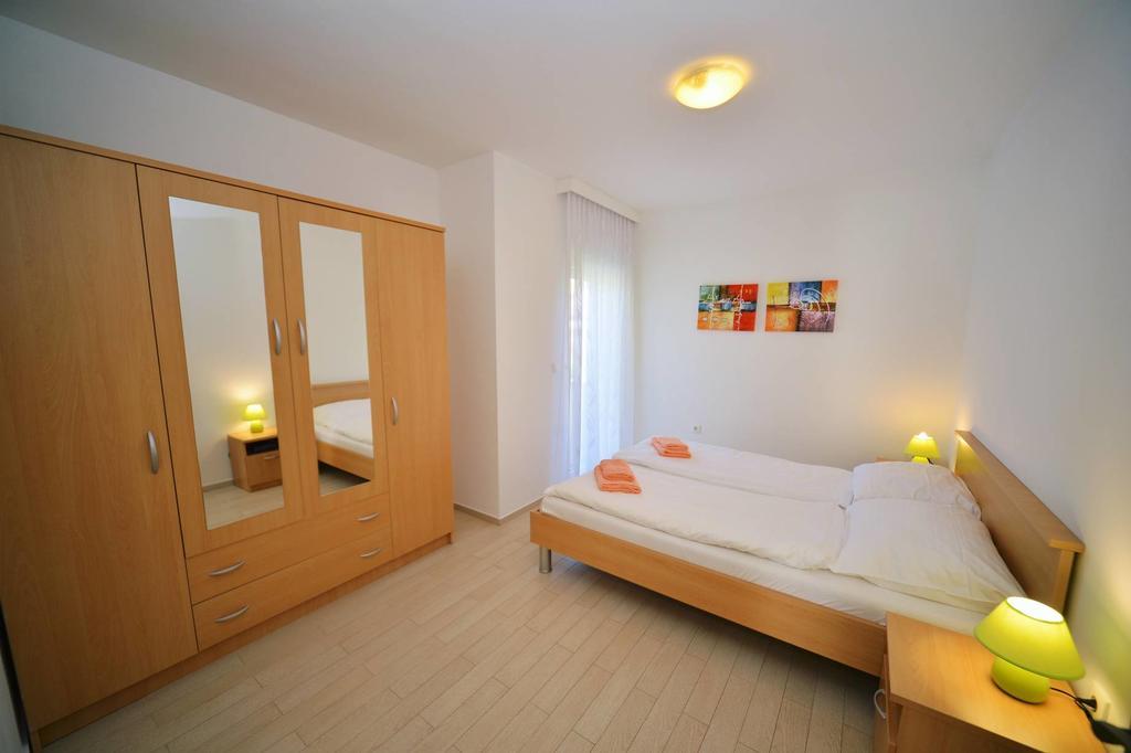 Apartments Mrkonja Матулі Екстер'єр фото
