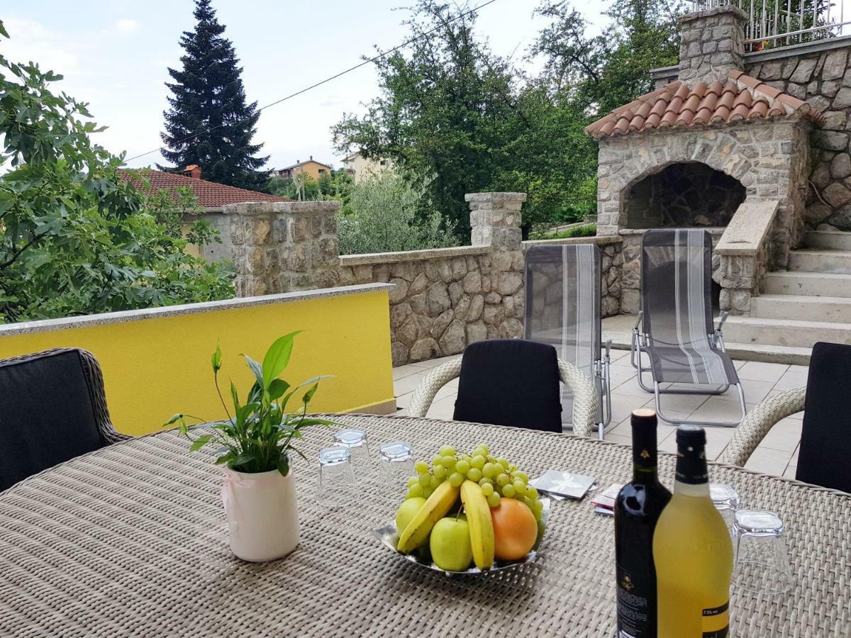 Apartments Mrkonja Матулі Екстер'єр фото