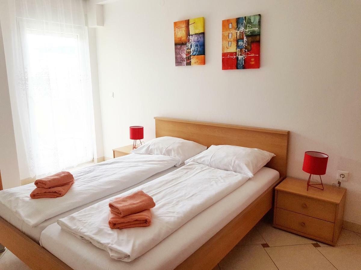 Apartments Mrkonja Матулі Екстер'єр фото