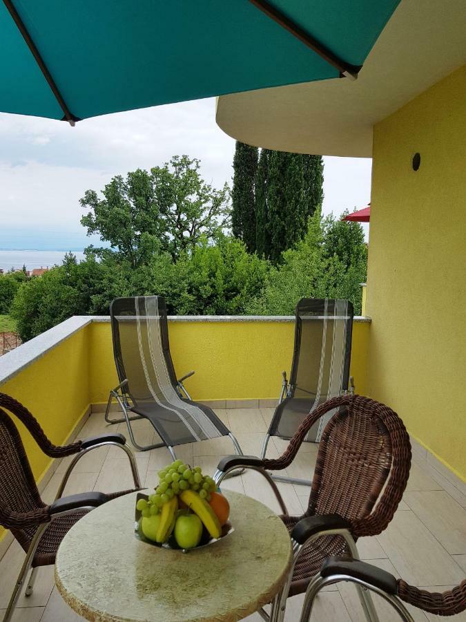 Apartments Mrkonja Матулі Екстер'єр фото